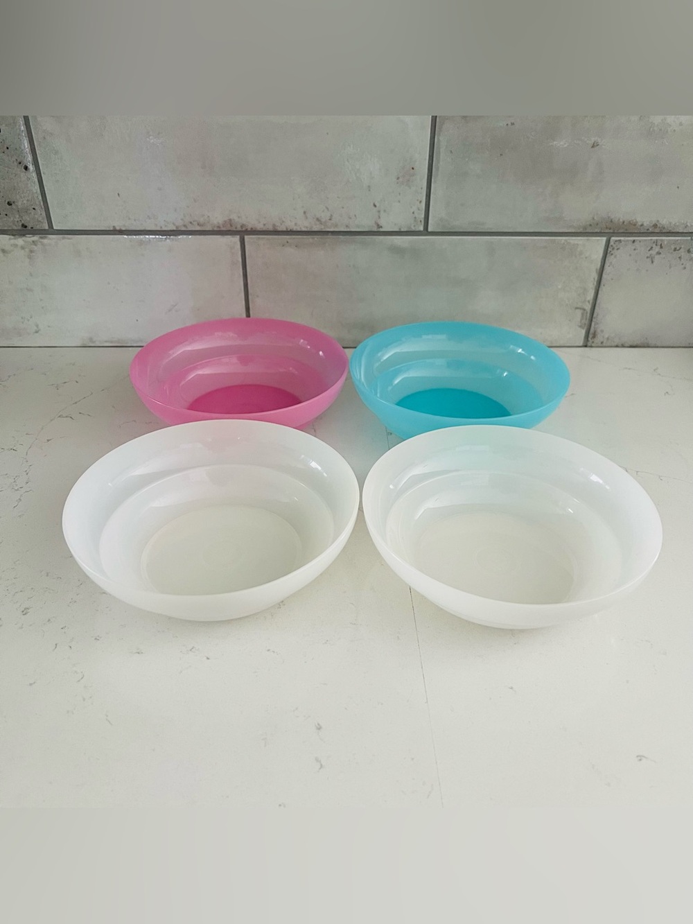 Vintage 70s TUPPERWARE Pastel Cereal Bowls - Set of 4